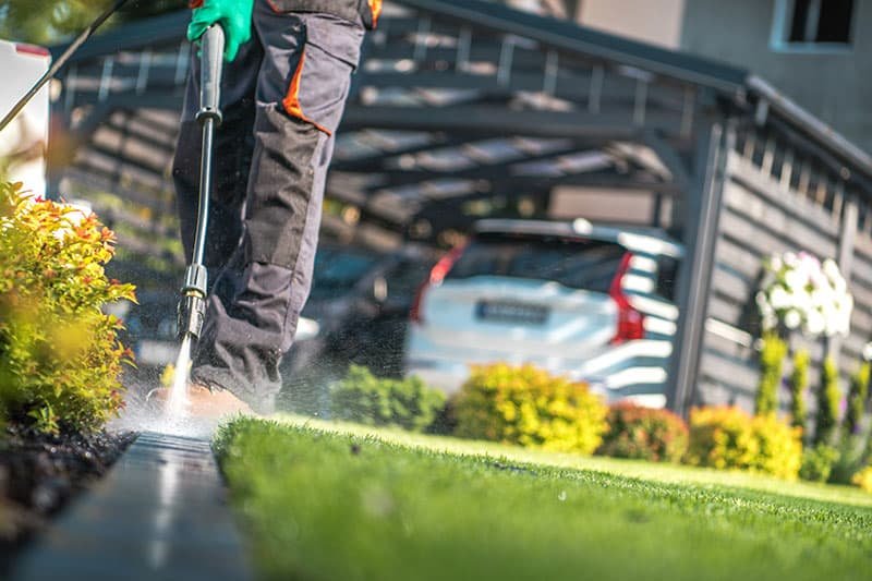 pressure-washing-professional
